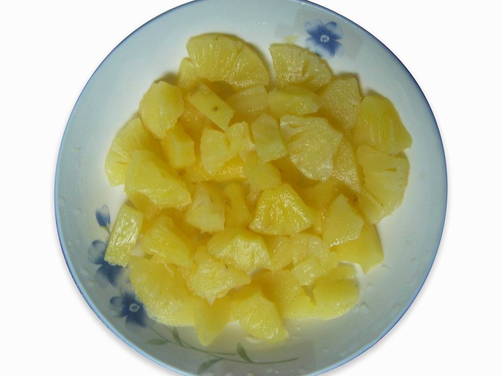 namePineapple Pieces in light syrup
nums2532